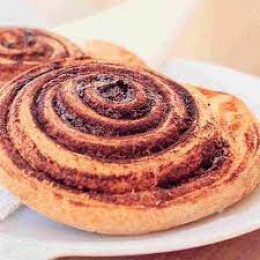 Cinnamon Danish Swirl (Булочка з Корицею)